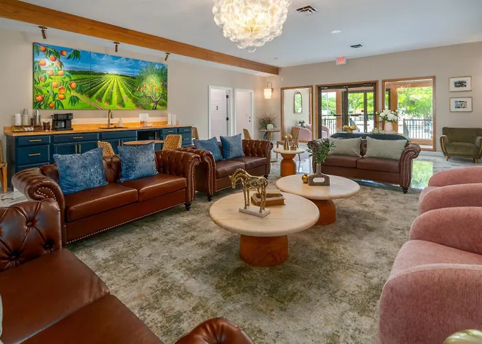 Whole Rental! 5 King Beds, 2 Hot Tubs